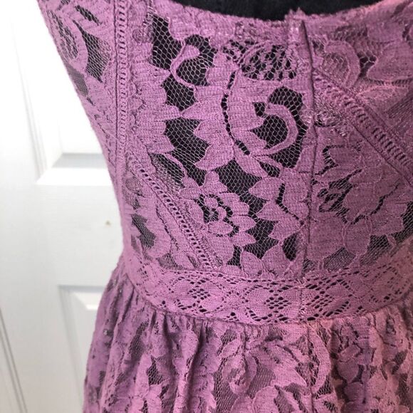 Altar’d State pink lace mini dress size medium - Picture 8 of 11